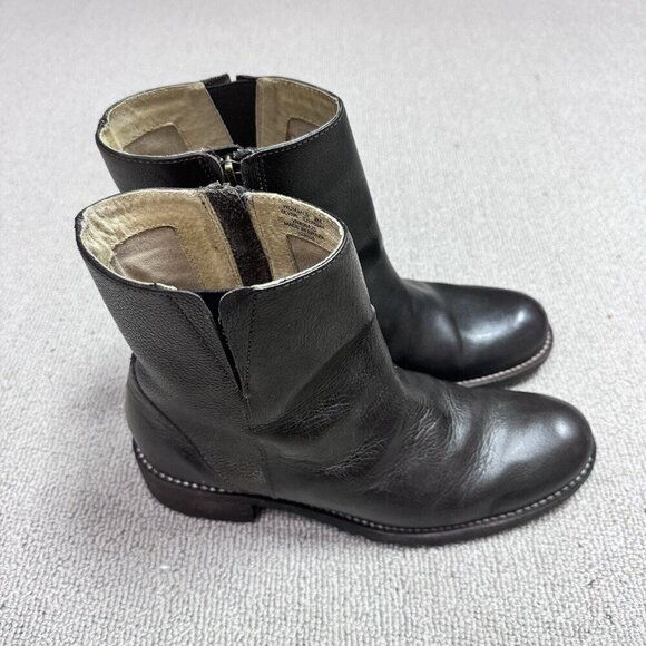 L.L Bean Bootie Brown Leather Women's Size 8 M - Picture 1 of 12